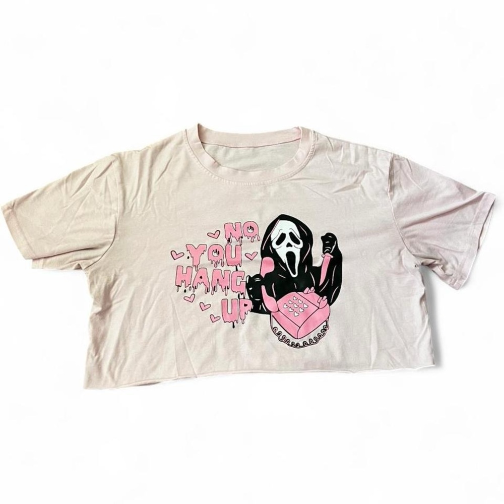 Scream Graphic Crop Top